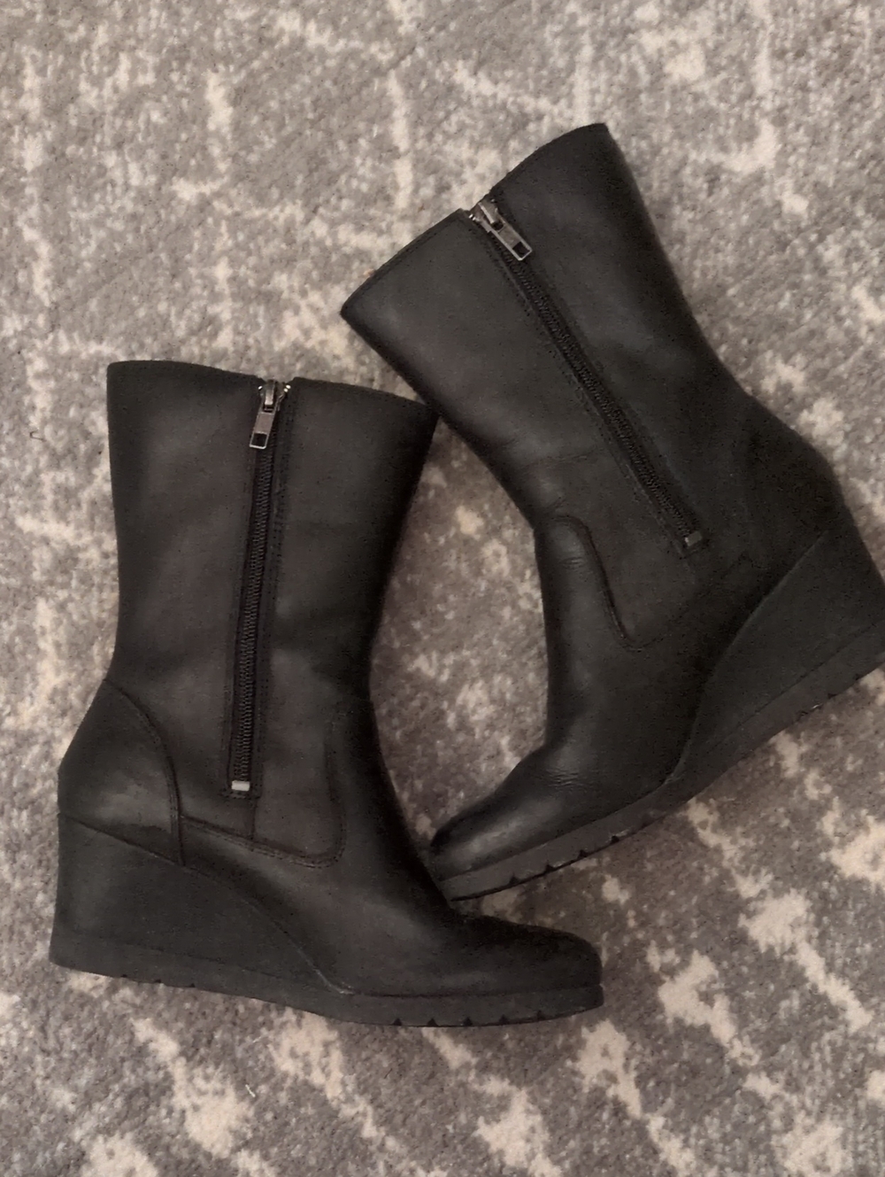 UGG Joely Waterproof Leather Wool Lined Insulated Wedge Winter Boots Women’s 6.5